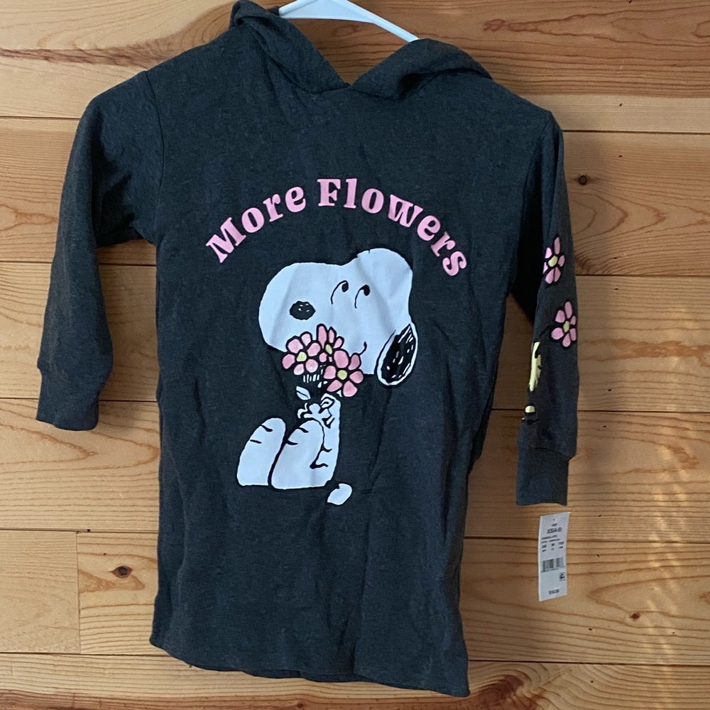 Peanuts snoopy tunic sweater